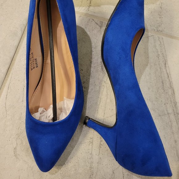 Dream Pair Royal Blue Suede low heels - Picture 1 of 1